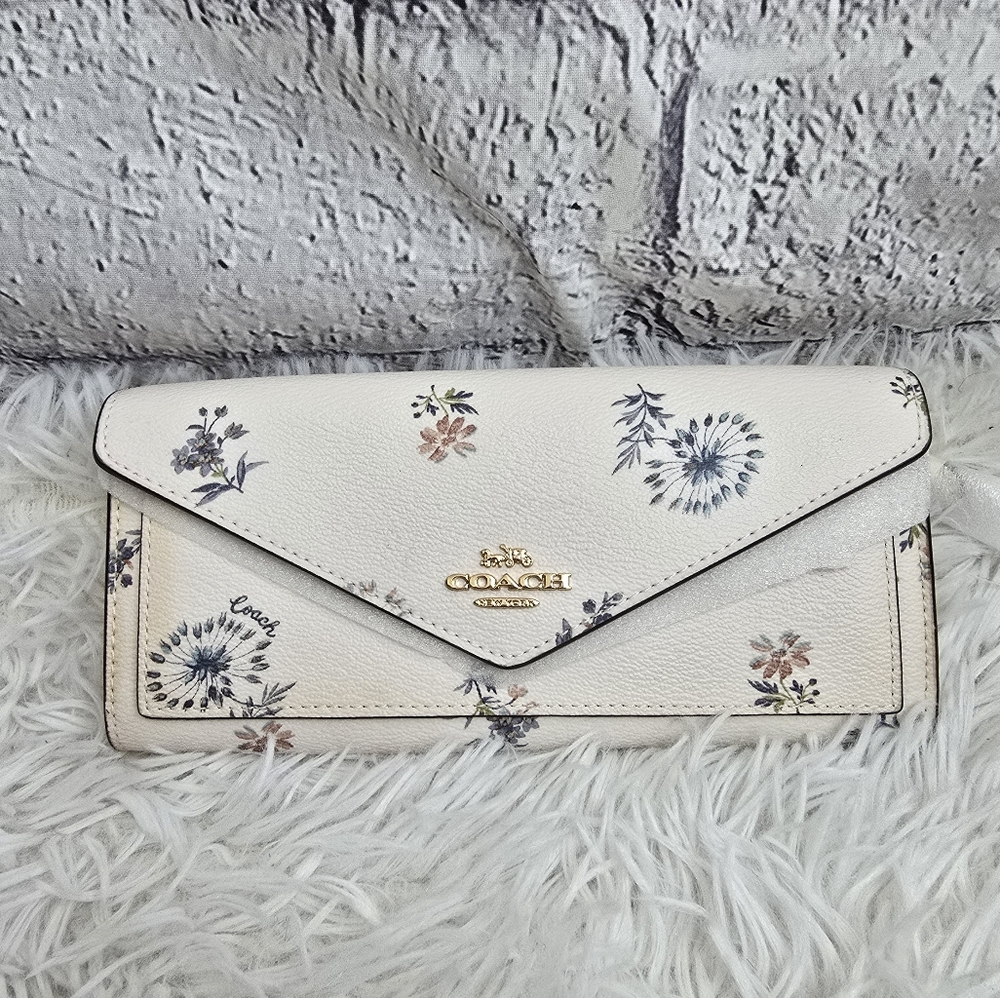 Coach Floral Pastel White And Gold Wallet - Picture 2 of 9